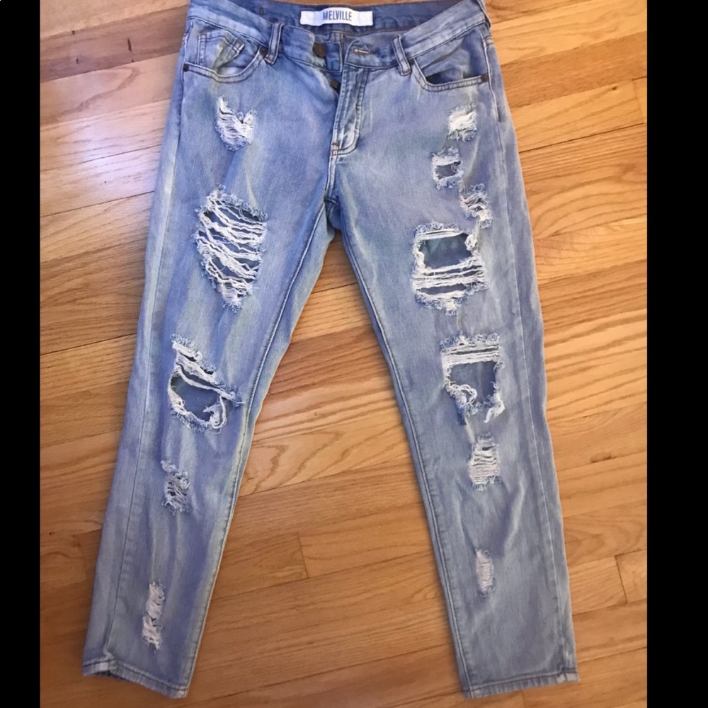Ripped Mom Jeans